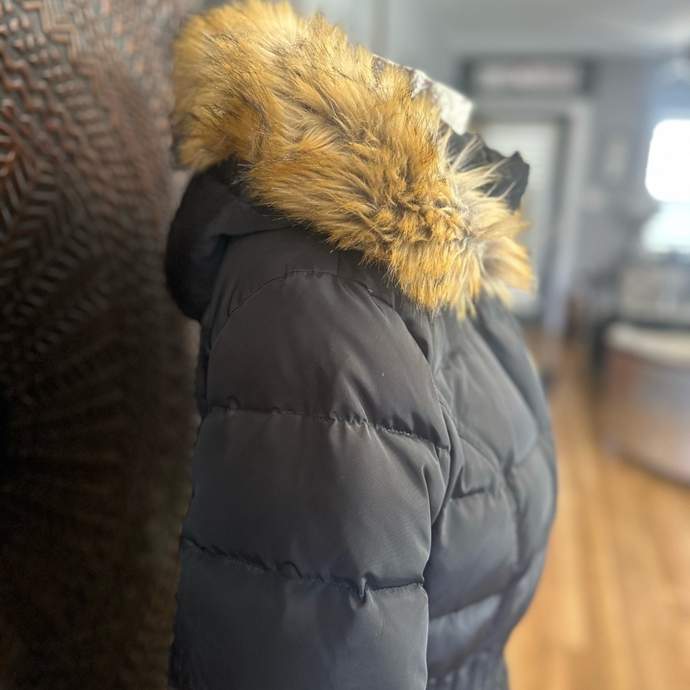 Laundry by Shelli Segal Black Puffer Jacket with Faux Fur Hood - Picture 3 of 11